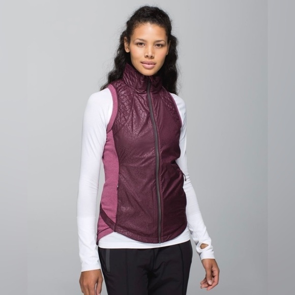 Sz6 Lululemon Rebel Runner Vest Petal Camo Embossed Bordeaux/hyper stripe VGUC - Picture 4 of 15